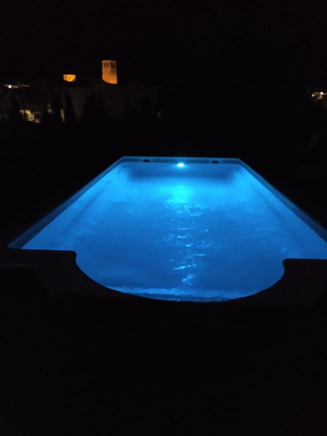 Villa Rural Con Amplia Piscina Campillo de Altobuey 외부 사진